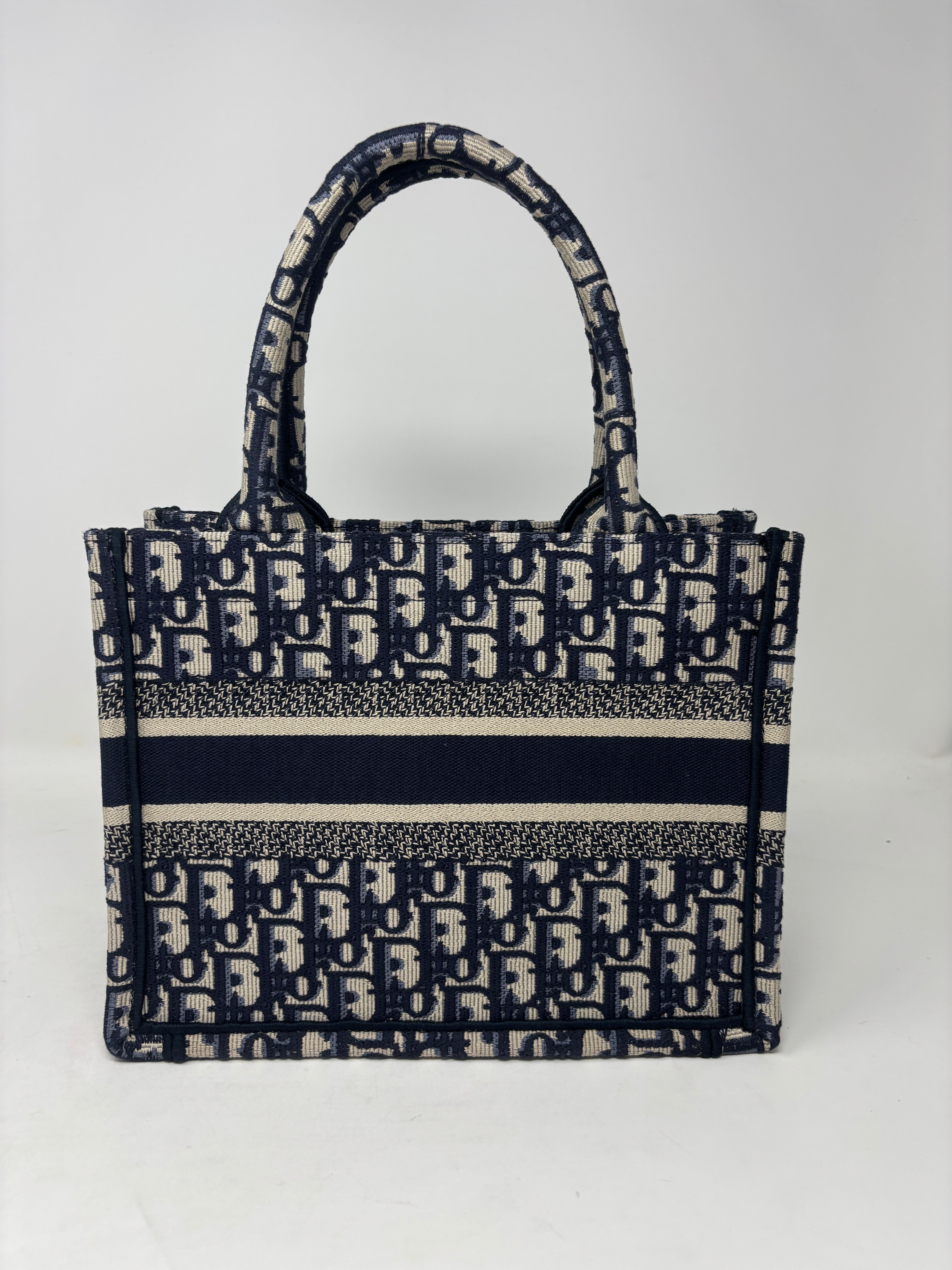 Dior Book tote bag piccola – Seconda Vita - Main Image